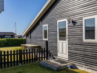 Holiday Home Raymond - 175m from the sea by Interhome - 4