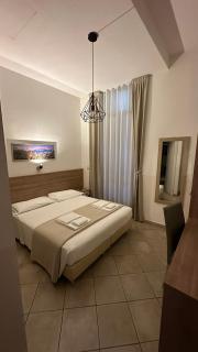 Hotel Montecarlo - Milan - 8