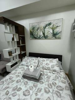 Brand new Urban Lights Studio at Congressional Towne Center Tower 2!! - Manila - 0