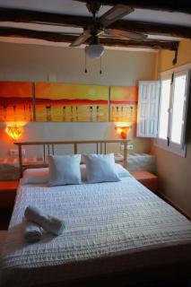 Spacious Villa in Benaocaz with Mountain and Pool Views - Benaocaz - 2