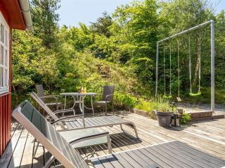 Holiday Home Goodje - 400m from the sea by Interhome - 5