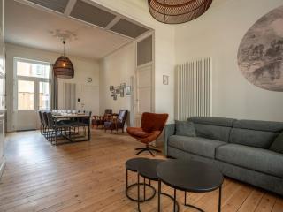 Holiday Home Historical and spacious Villa Amanda by Interhome - 2