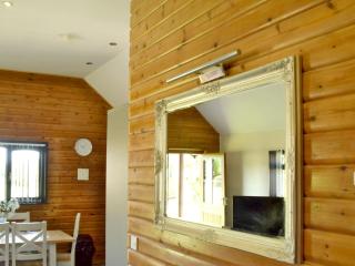 Chestnut 3 Hot Tub - Garton - 2