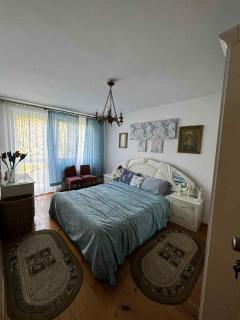 Stylish 4BR Artist's Home with Garden- Gdańsk Green District - Danzig - 9