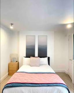 Central London Holiday House - 2