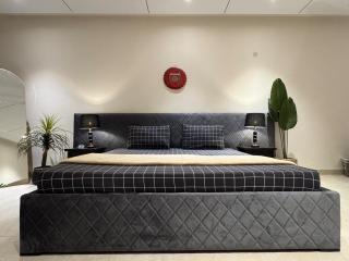 Deja Studio Apt in Gulberg - 8