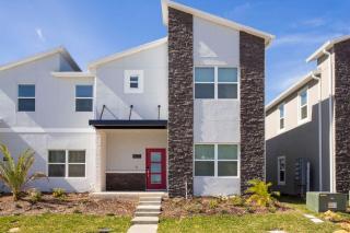 Go05 - CHAMPIONS GATE - 0