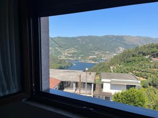 Casa da Laija - Andar de Moradia - Gerês - Vistas rio - 1