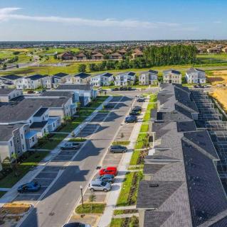 Go19 - CHAMPIONS GATE - 8