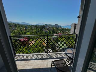 Green House - Studio Apartment with Sea and Mountain view - Batumi - 7