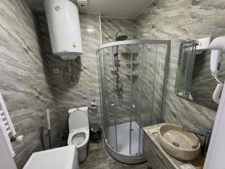 Green House - Studio Apartment with Sea and Mountain view - Batumi - 3