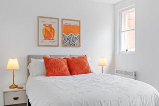 Stunning 1-bed Apartment in Lincoln City Centre by Renzo, Victorian Features, Free Parking! - Lincoln - 5