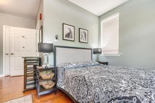 Steps to Smith Mountain Lake Unit with Pool Access! - 5
