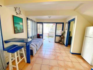 Spacious Two-Bedroom Getaway with Balcony by the Beach - Rincon - 2