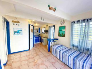 Spacious Two-Bedroom Getaway with Balcony by the Beach - 5