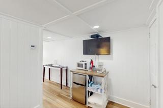 Georgianne Suite Four - 2