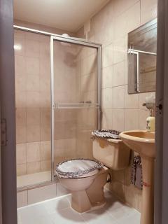 AShostEcuador, Quito, rooms & suits, Quito cerca parque La Carolina - 2