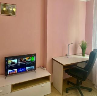 Подобово Низький поверх в 2 мин від м Чернігівська ТЦ Проспект Серце МВЦ - 2