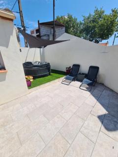 Studio avec extérieur privé et jacuzzi - 8