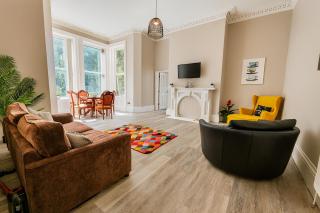 Alt-Stay Wakefield, Near Centre - Room In A Shared House - Shared Kitchen, Living, Bathroom - Ideal For Contractors & Long Stays - Wakefield - 2