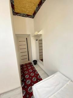 BAHORONA Family Guest House - 8