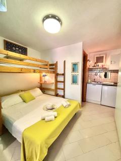 Casa Aaron - Monolocale con veranda sul mare - 8