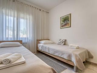 Apartment Lilly 2 by Interhome - 2