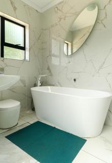 DM-DMZ Guesthouse - Clarens - 4