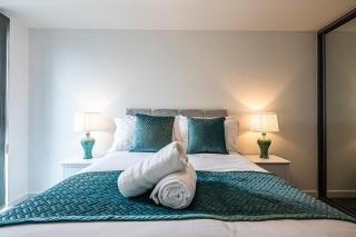 iQuarter Apartment - City Centre - Free Secure Parking, Self-Check-In, Fast Wifi and Smart TV by Yoko Property - Sheffield - 5