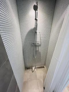 Charming Studio 5 - 2