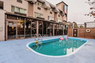 SureStay Plus by Best Western Coquitlam - 1