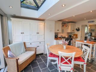 Woodbine Cottage - Whitby - 2