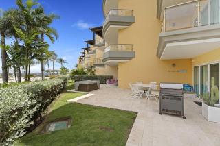 Beachfront - Beach Garden 2BR condo - E124 - Palm-Eagle Beach - 7