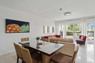 Beachfront - Beach Garden 2BR condo - E124 - 1