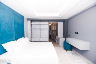 Hotel 6 Marsi - Golem - 3