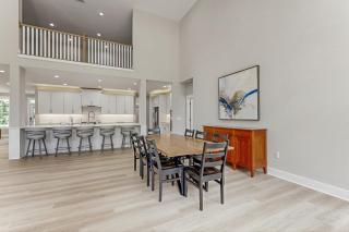 Lake House Escape - 9