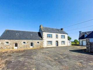 Holiday Home Kerdro by Interhome - Plouégat-Moysan - 4