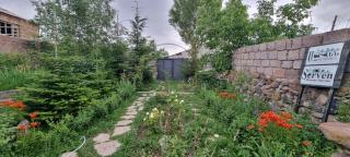 Serven Guest House - - 0