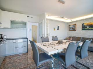 Apartment Mladen by Interhome - 1