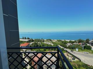 Green House - Studio Apartment with Panoramic View - Batumi - 4