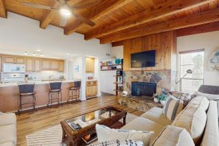 Gulf's Hidden Treasure - 4