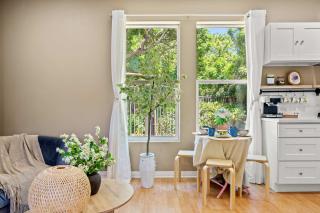 Tranquil Nature Retreat Private Patio & Cozy Charm - 0