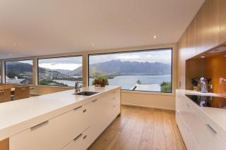 Fifteen by Amazing Accom - Queenstown - 4