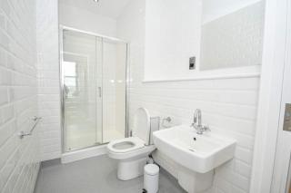 Spacious 2BED Manchester Apartment Close to Etihad - 5