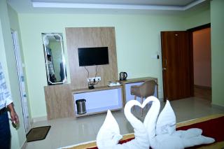 Hotel Sambit Royale - Jāmb - 1