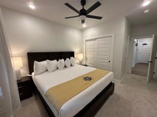 Luxury Stay Meets Family Fun- Premier 1BR Retreat condo - 2