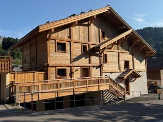 Demi-chalet moderne 4 chambres + dortoir, terrasse, garage - La Clusaz - FR-1-459-238 - 2