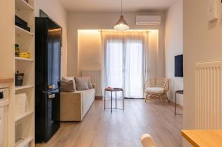Homey 2-Bedrooms Apt in Koukaki - 3
