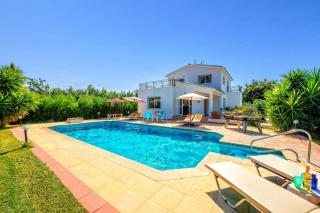 Villa Evilia by Villa Plus - 9
