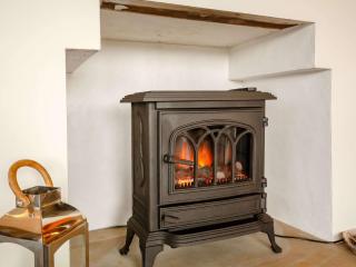 3 Bed in Denby Dale 88924 - 1